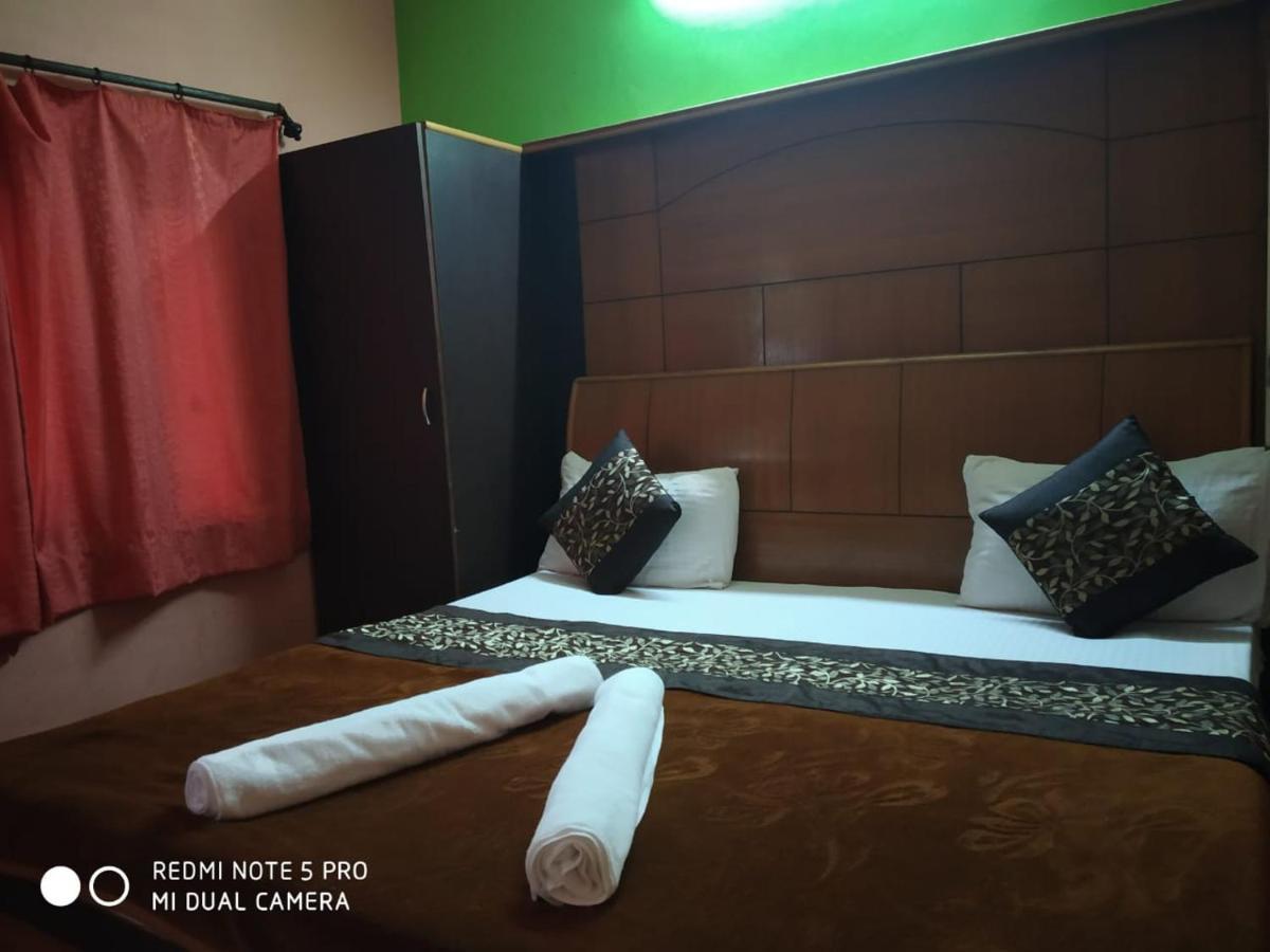 Hotel Deepraj, 考萨尼 外观 照片