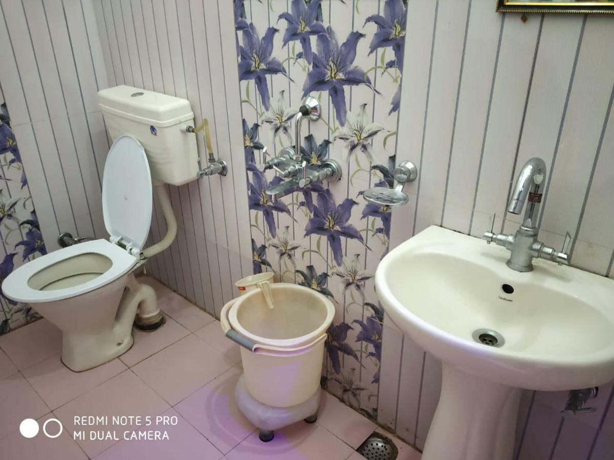 Hotel Deepraj, 考萨尼 外观 照片